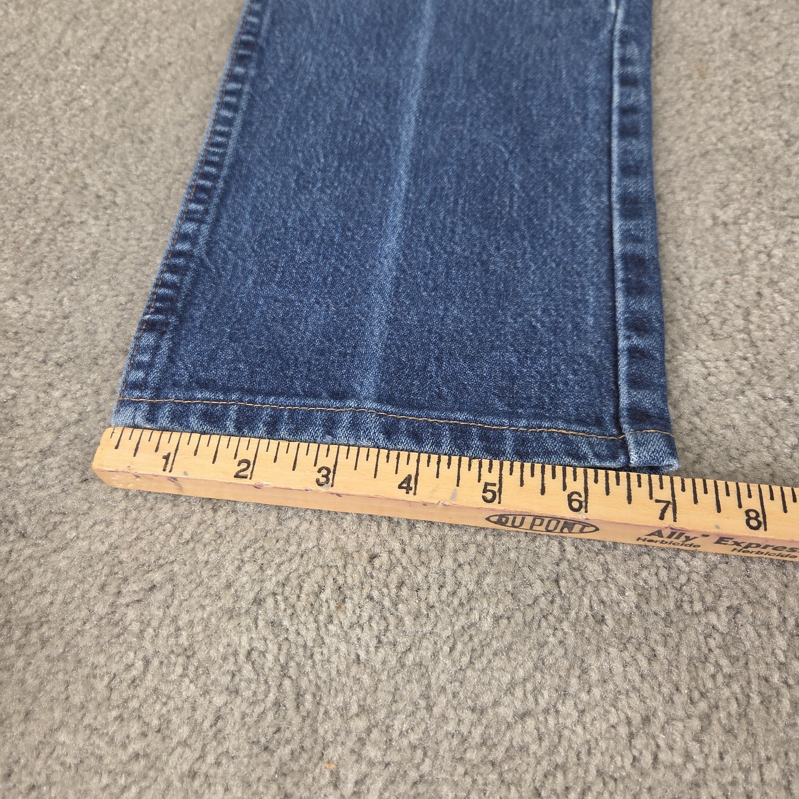 Women’s Wrangler 14mwz 24 X 32 high-Rise Cowboy Cut Slim Fit USA Distressed Vtg