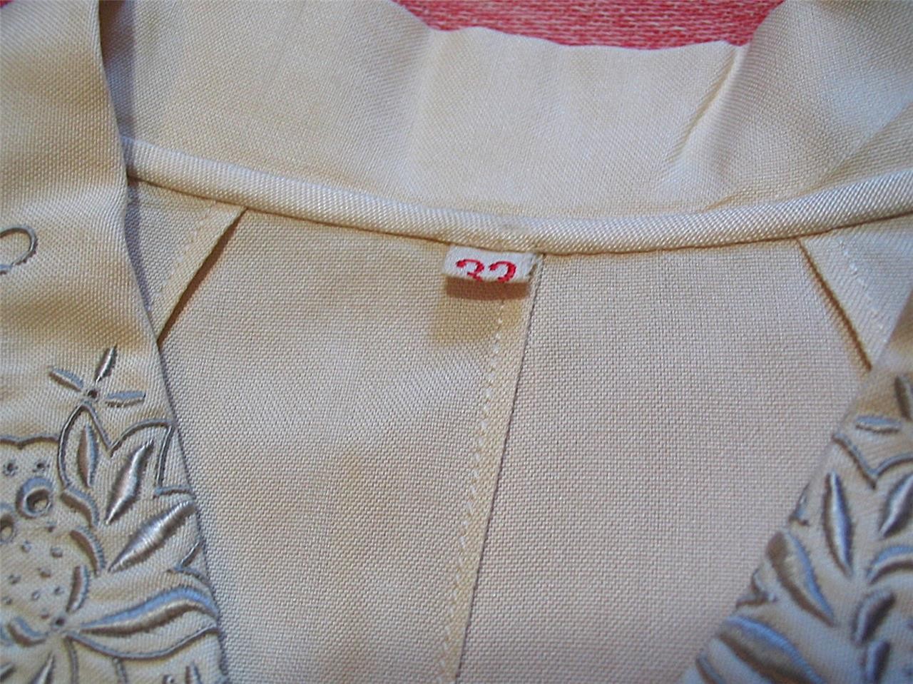 VINTAGE 1960S ~CREAM~LIGHT YELLOW~100% SILK BLOUSE~EMBROIDERY APPLIQUES~S~32-34