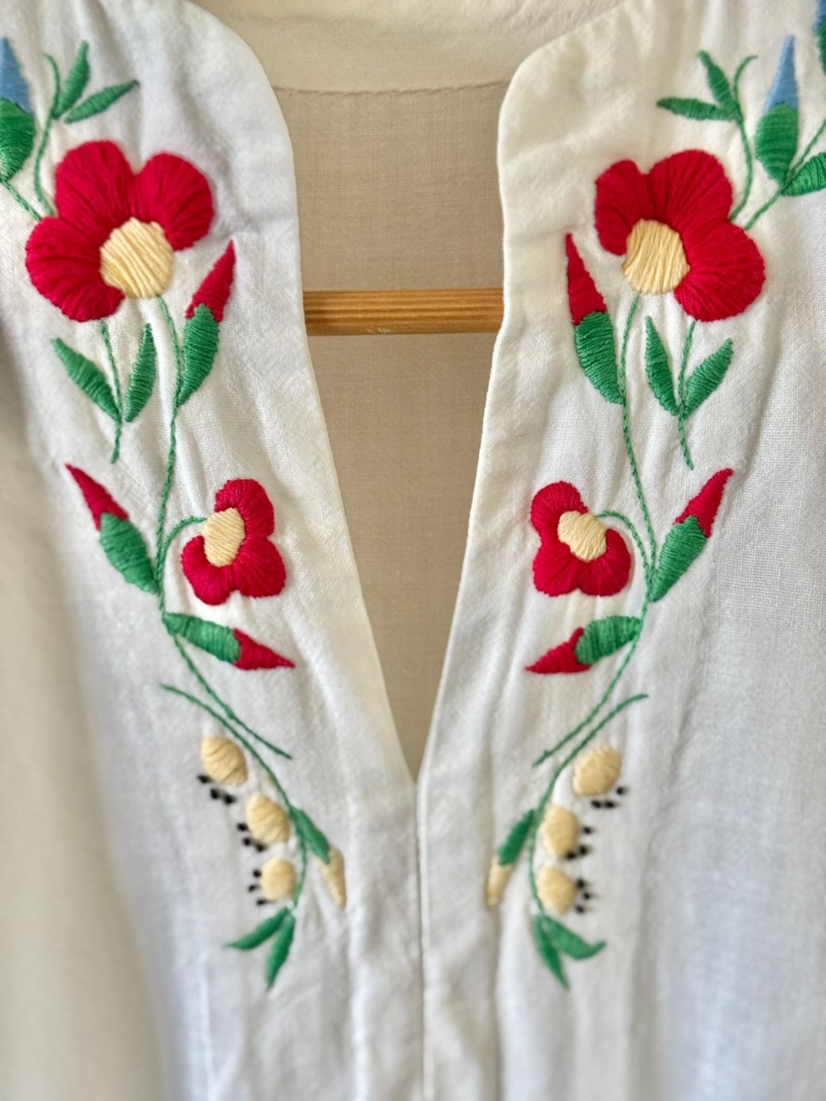 Vintage 1940s Short Sleeve Flour Sack Dress With Floral Embroidery Detail And Me