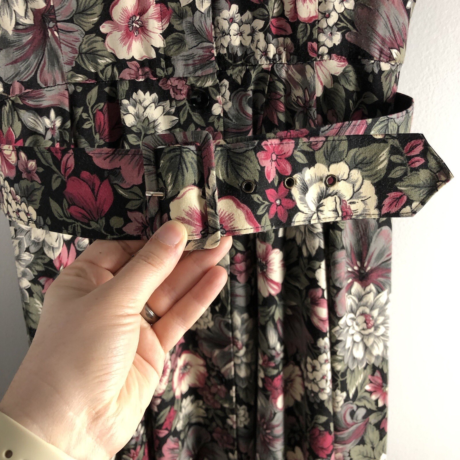 Country Romance Size 7/8 Cottagecore Floral 80s Cotton Garden Party Dress *FLAWS