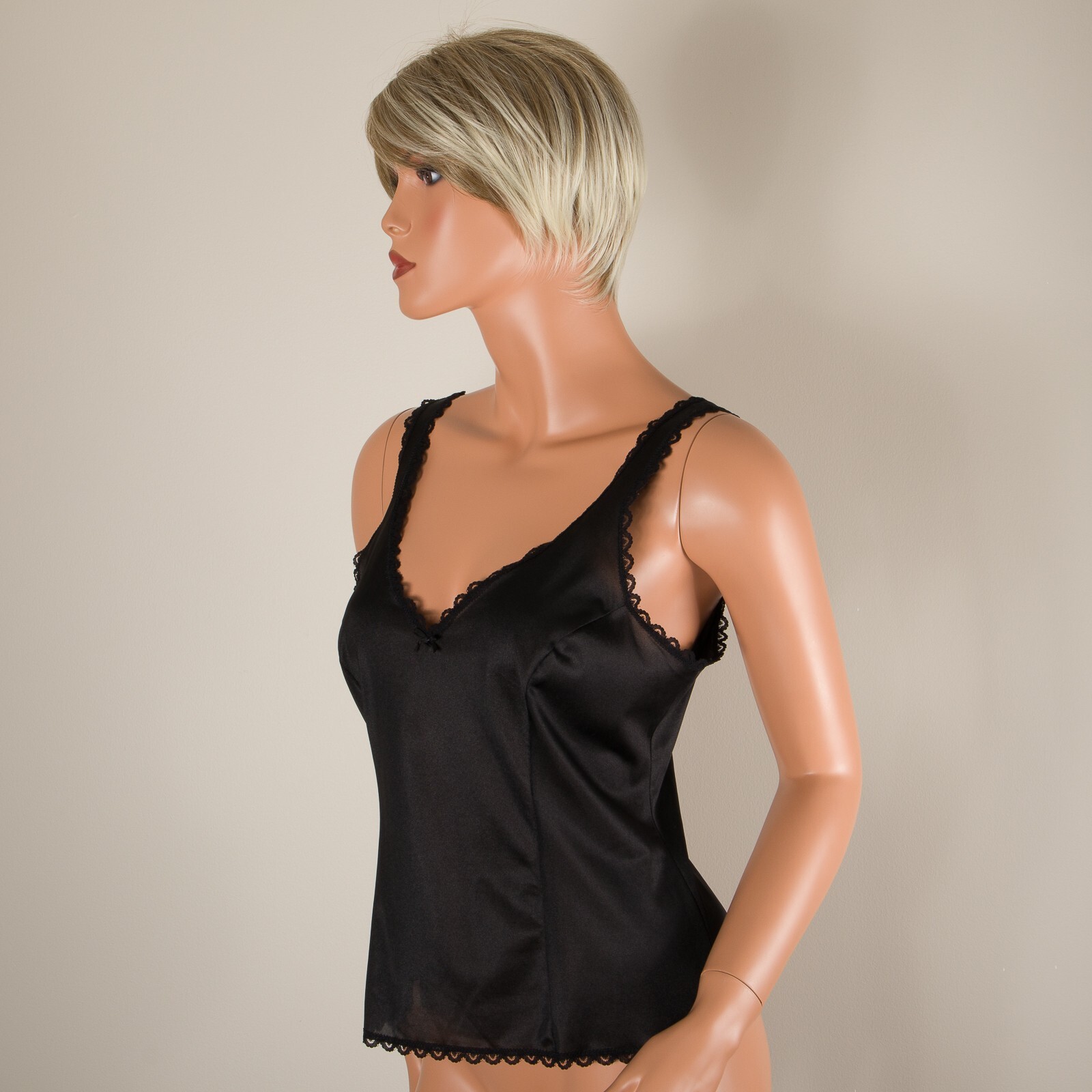 💖 WARNERS Perfect Measure Sz 34 Black Cami Tank Top Silky Nylon Lace Trim