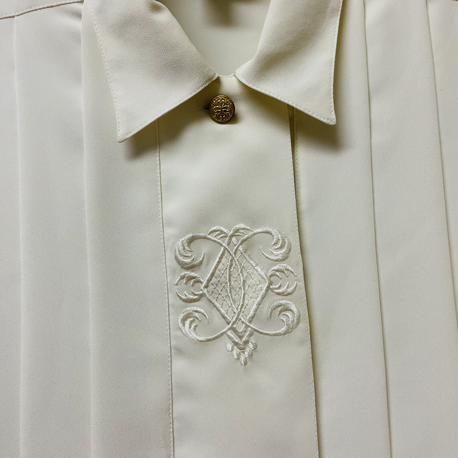 Leslie Fay Retro Blouse Womans 6 Cream VTG Secretary Modest Embroidery Career