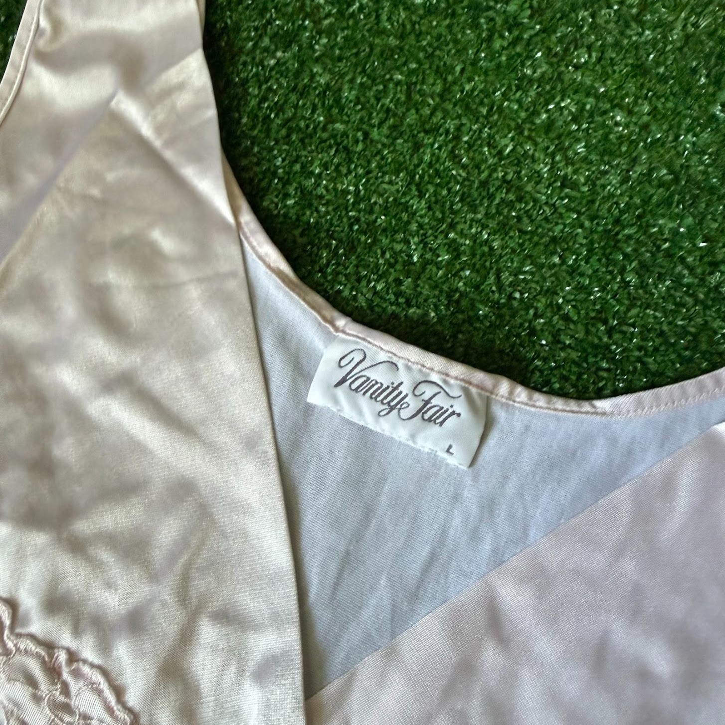 Vintage Vanity Fair Pink Satin Nightgown Flower Detail Long Sleep Dress Size L