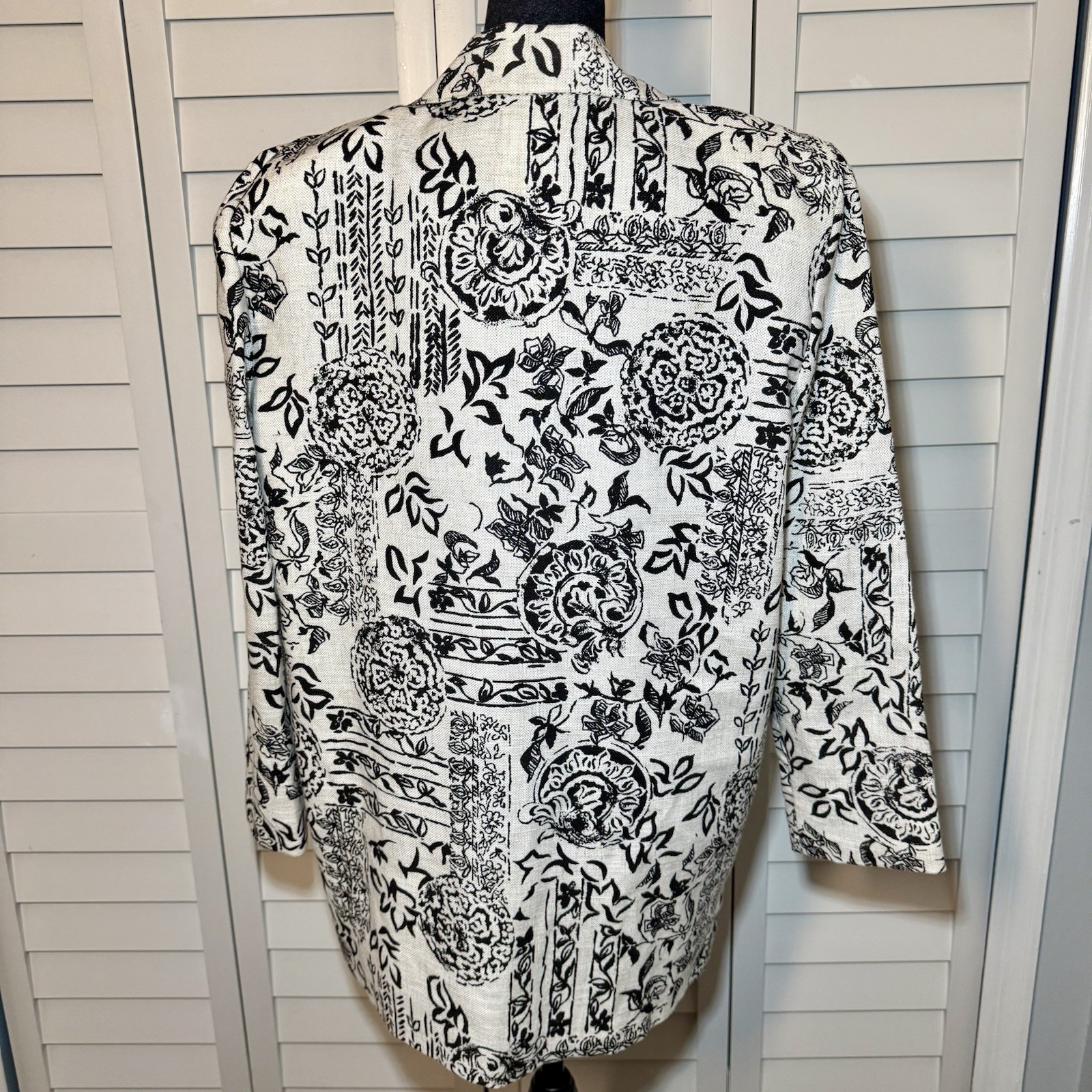 Vintage 90s Kenneth Mitchell Petites Black White Tapestry Blazer 8P USA