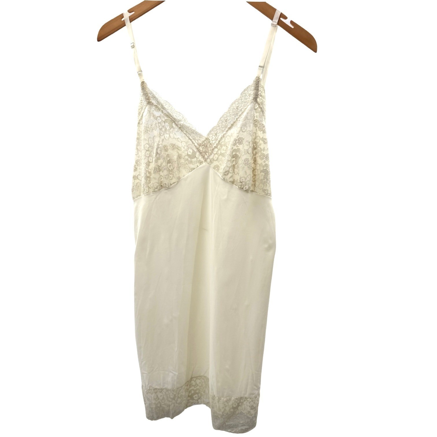 Vintage Van Raalte Ivory Lace Trim Full Slip 36A DuPont Nylon Made in USA