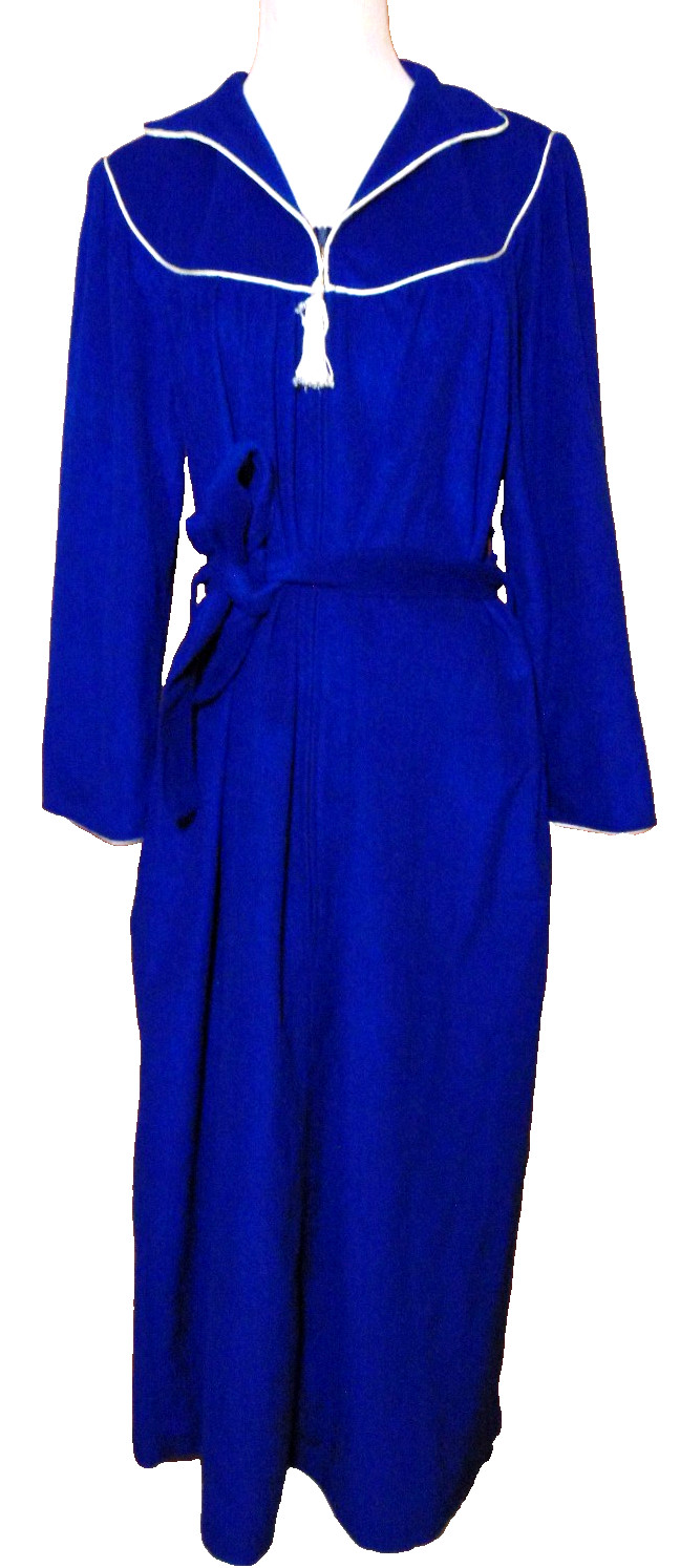 VINTAGE CARRIAGE COURT WOMENS FLEECE NIGHT GOWN,ROBE,SLEEPWEAR,BELT,LOUNGE~12/14