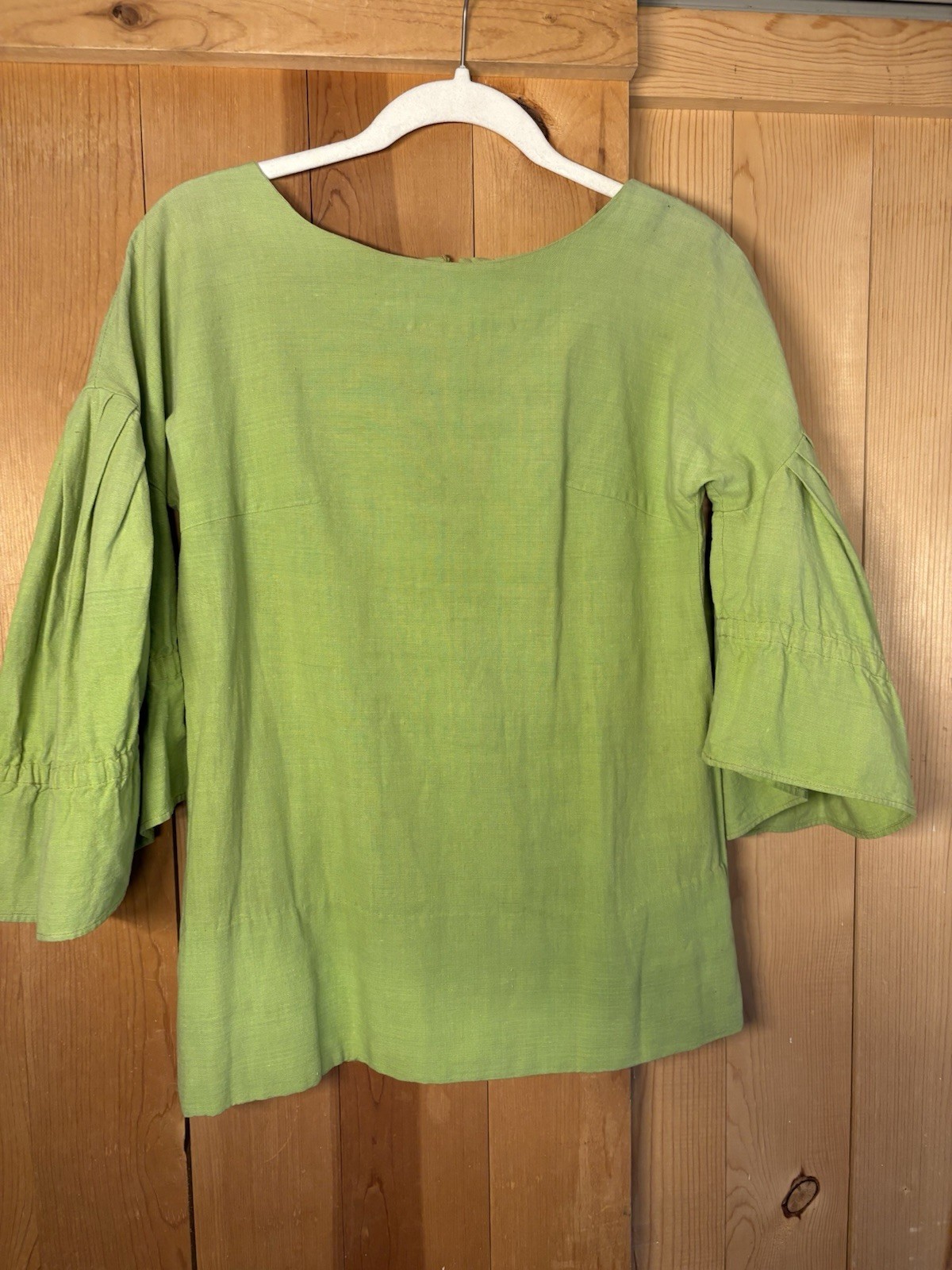 The Phoenix 1970s Vintage Mexican lime green blouse Large Sleeves Women’s Sz XS