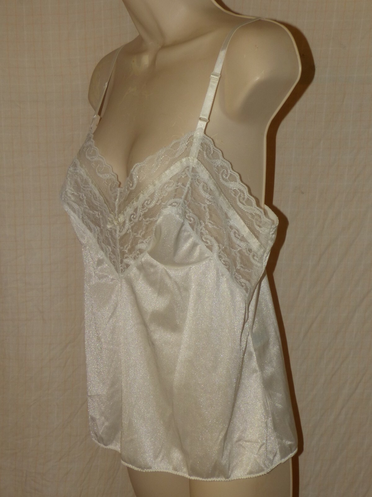 Women’s Vintage Vassarette White Camisole Made in USA Size 36