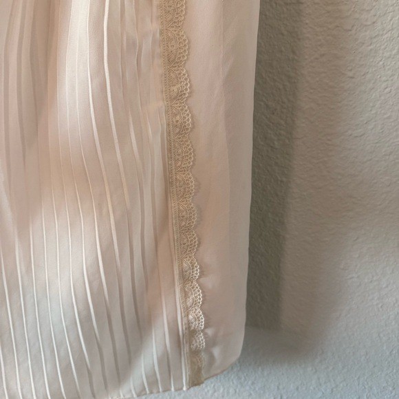 Vintage In Bloom Light Pink Cream Butterfly Lace Nightgown Women’s Size Large