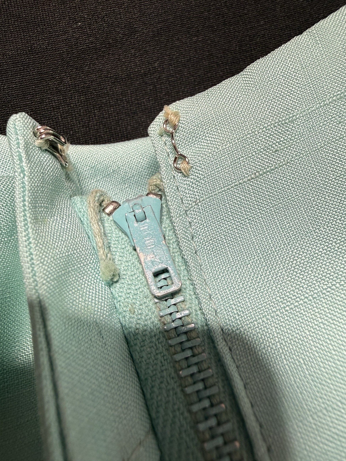 ✨✨1950’s to early 1960’s Vintage Silk Minty Green Dress✨✨ One of a kind