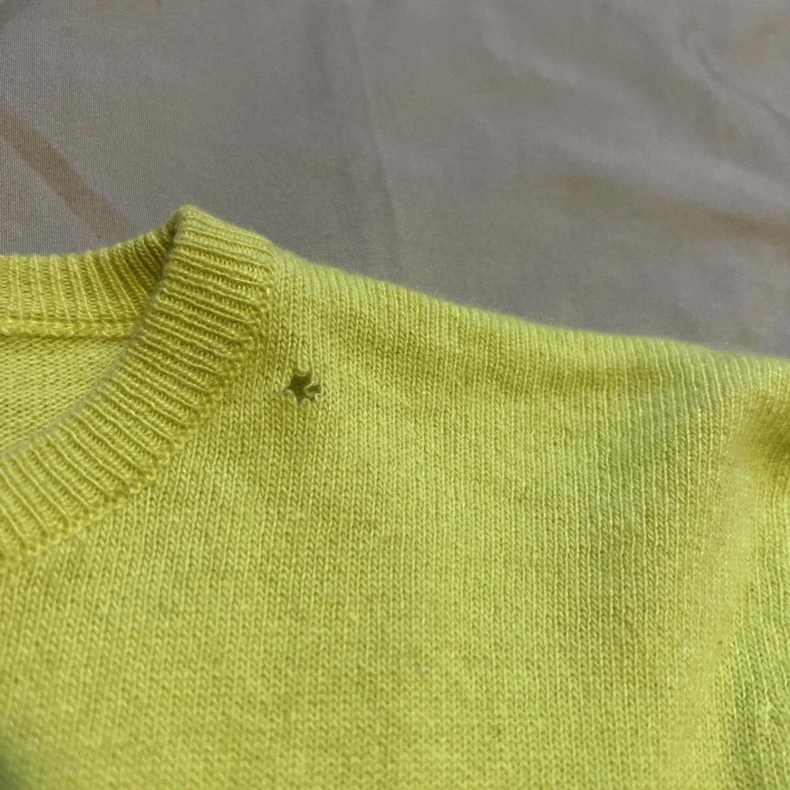 Vintage Pringle Of Scotland Bright Yellow Cashmere Sweater Woman’s Small