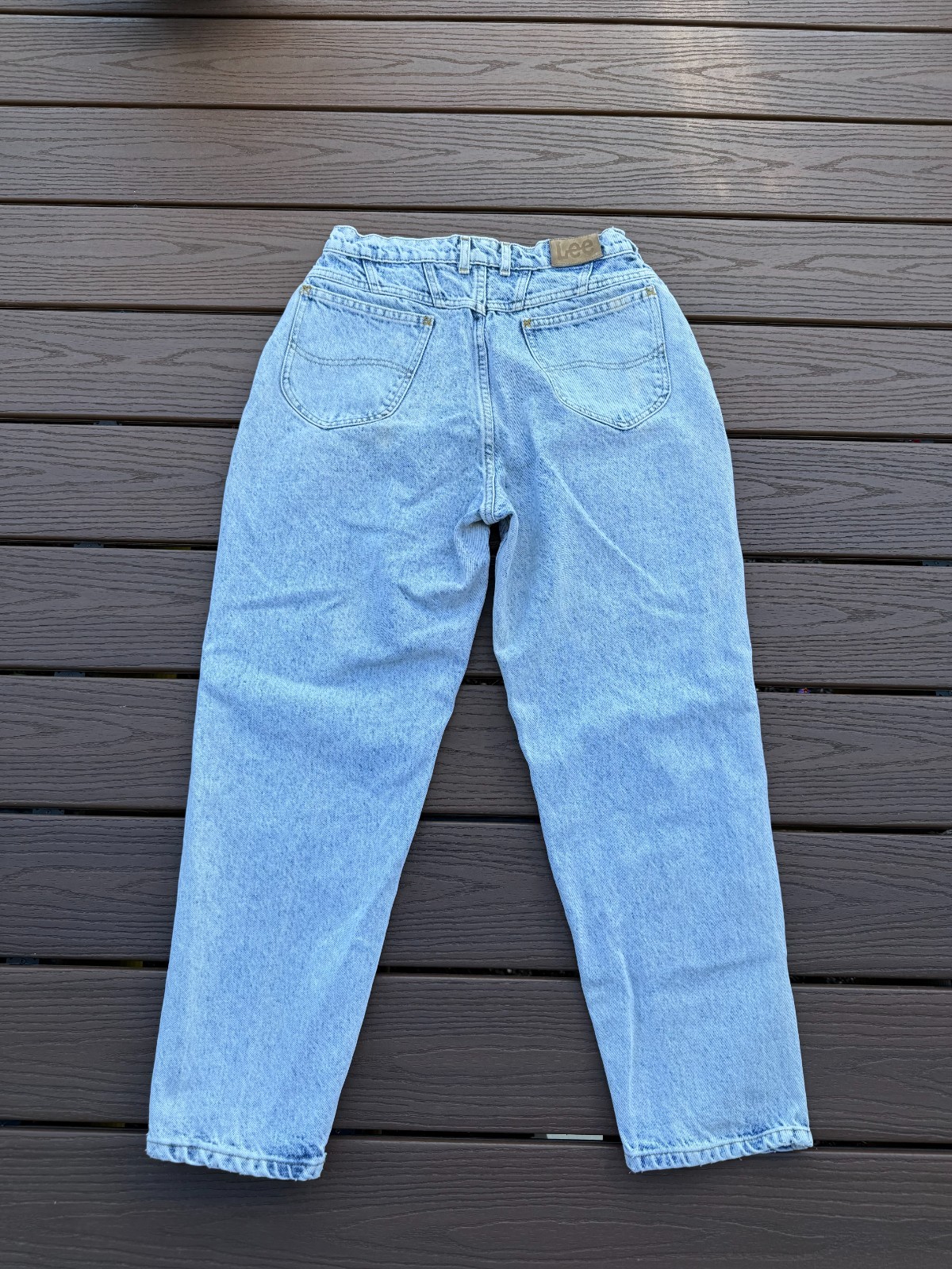 90s Vintage Lee Jeans 28×26 Femme High Waisted Contrast Trim Light Wash Mom Jean