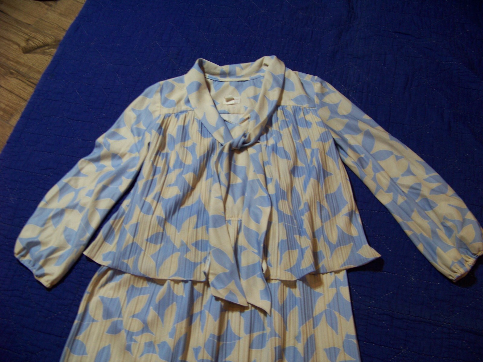 Women’s Vintage Laura Gene Fashions Dress – M-L (see Measurements)