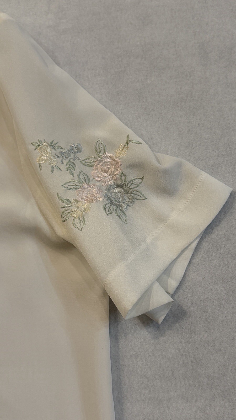 Vintage Embroidered Floral Button Front Blouse White Size 8 Cottagecore Romantic