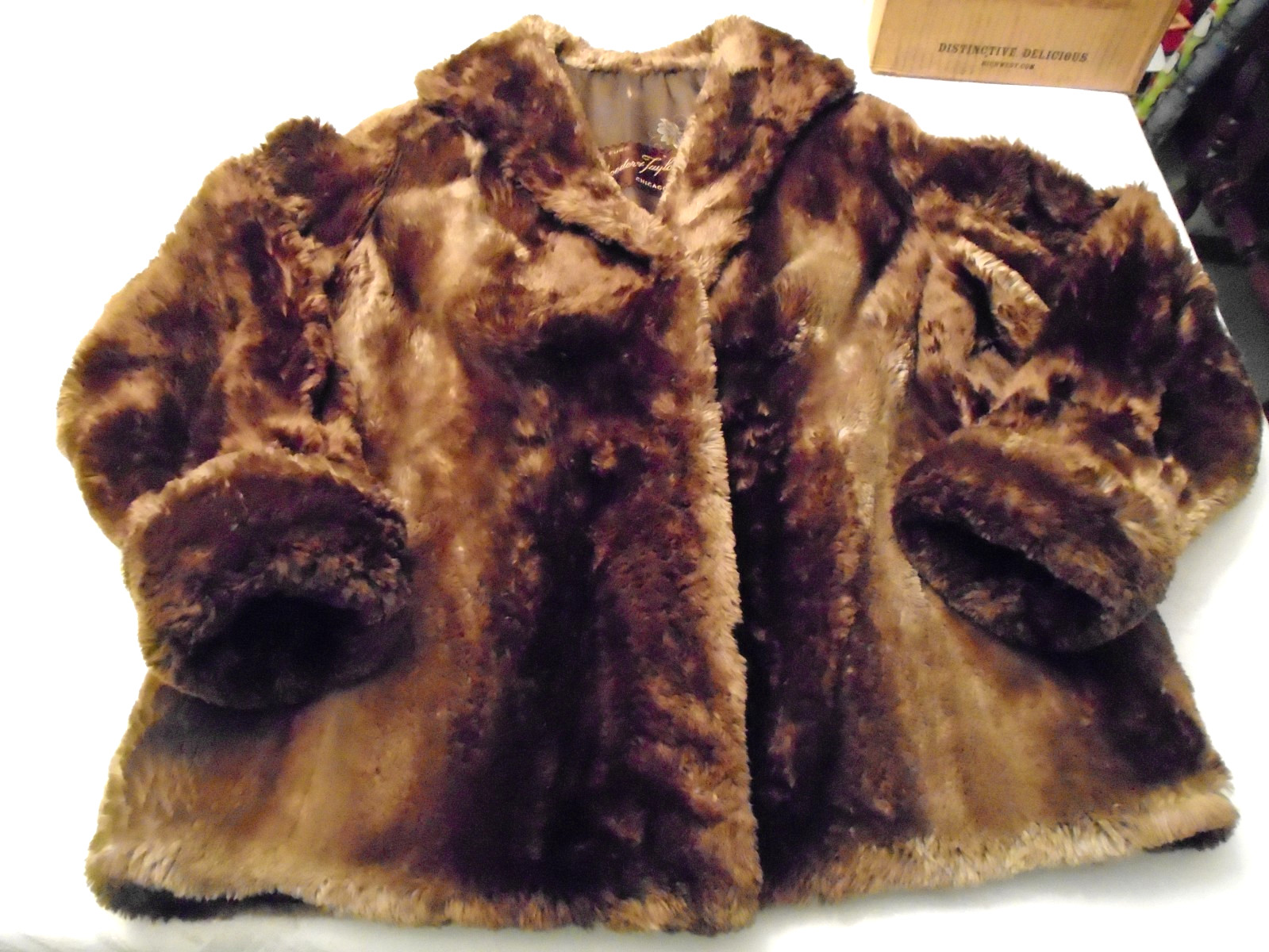 1950’s LADY’S FUR COAT Medium Brown Mouton Stroller Schroeder& Taylor Fine Furs
