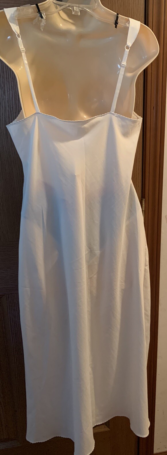 Vintage Vanity Fair Slip Women’s Long Nightgown Size 34″ 32″/40 White