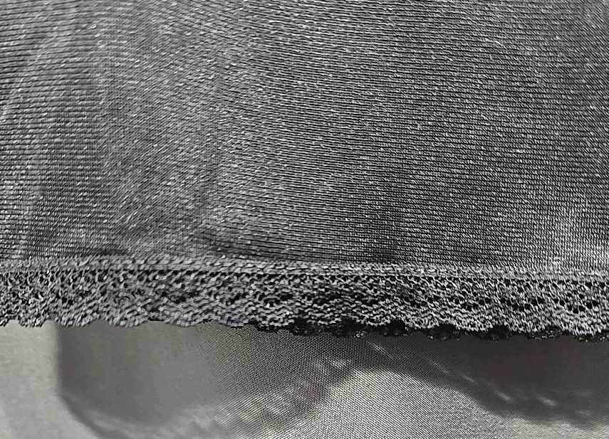 Nylon Half Slip Vintage Vanity Fair Black Single Seam Slit Waist 26″-32″ L 30″