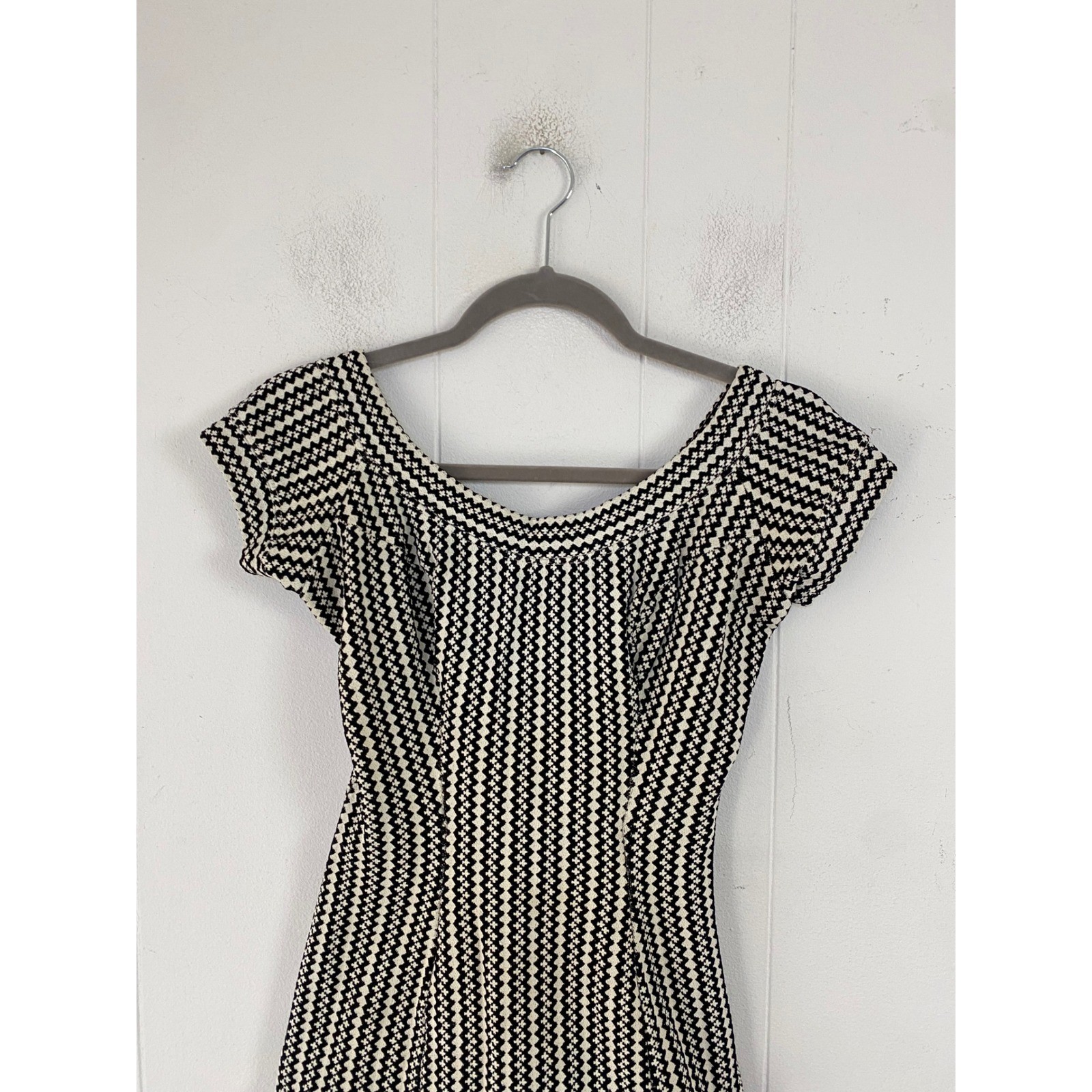 VTG 50s Jantzen Black White Geometric Knit Cap Sleeve One Piece Swimsuit Size 10