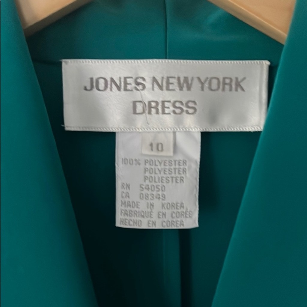 Vintage Jones NY pleated wrap style dress size 10 emerald green