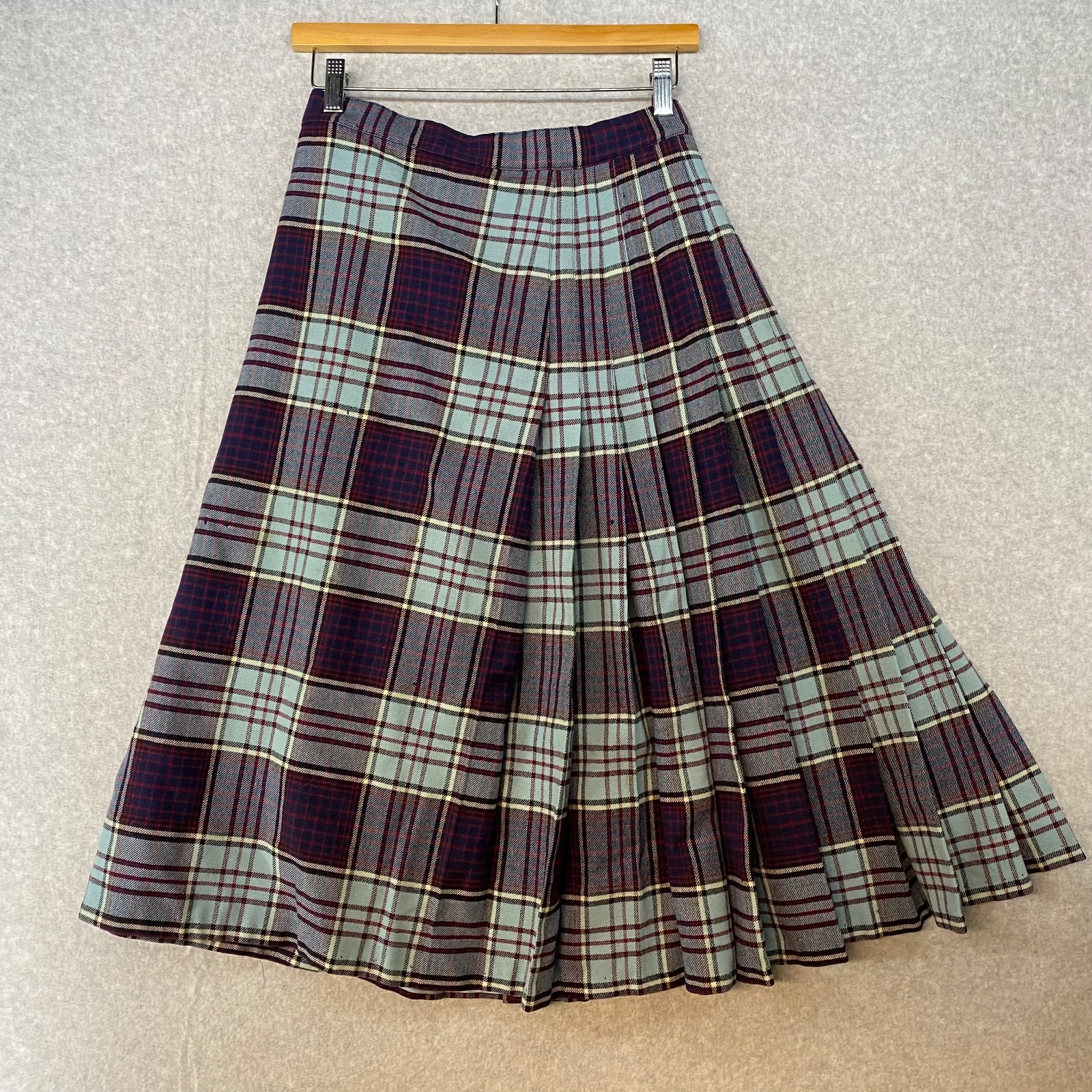 Vintage New Era 27″ Waist Blue Tartan Kilt Style Pleated Skirt Made In Scotland