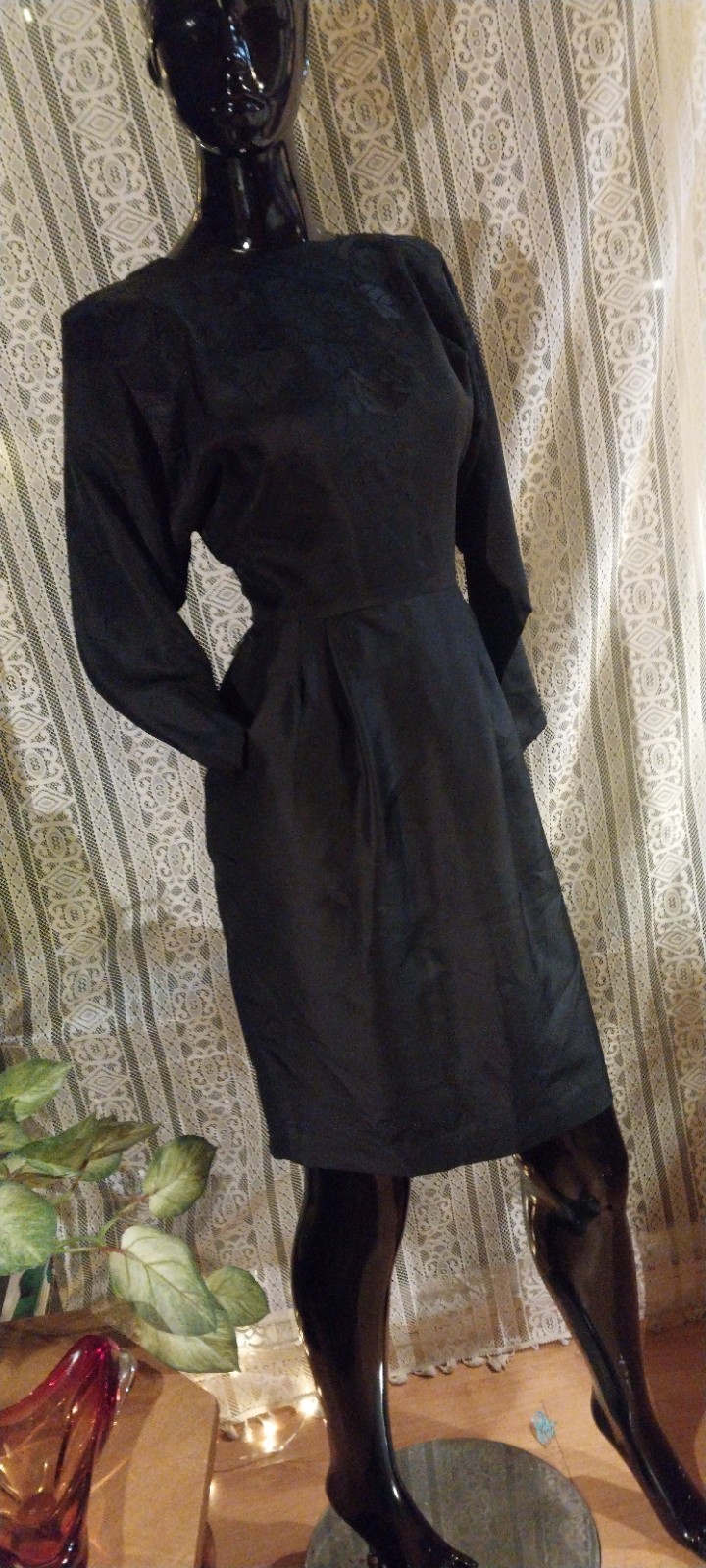 Vtg. Silk Studio Black Long sleeve Working Girl Dress. Sz Sm. Embroidered Leaves