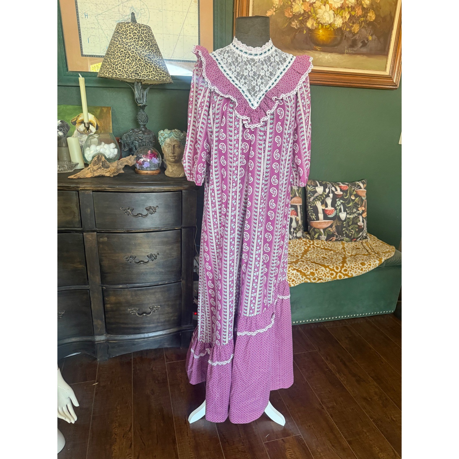 Vintage Pearl Hawaii Muumuu Dress Purple Paisley Lace Ruffle Prairie Maxi