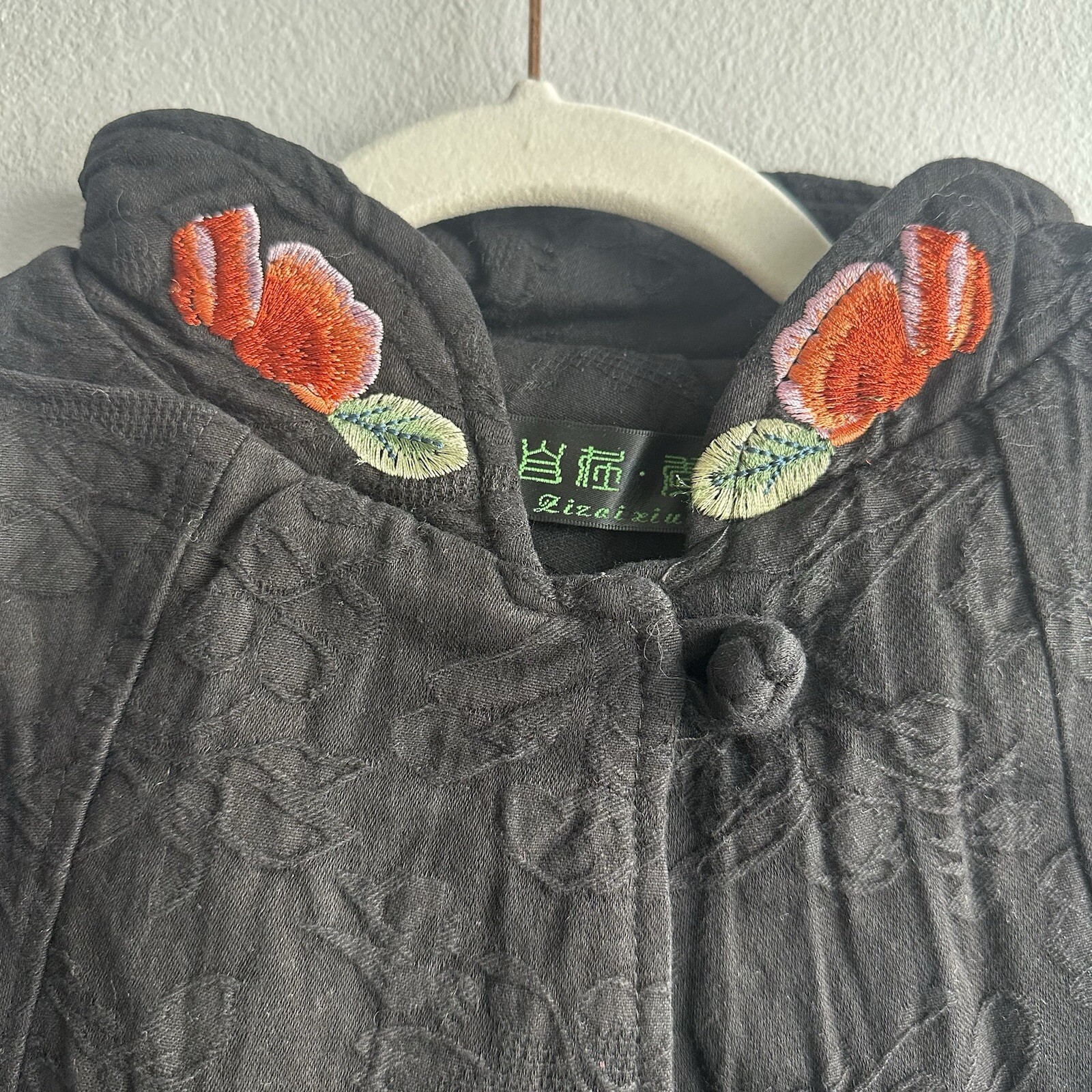Vintage 100% Cotton Hand Embroidered Oriental Collar Crop Jacket w/ Frog Buttons