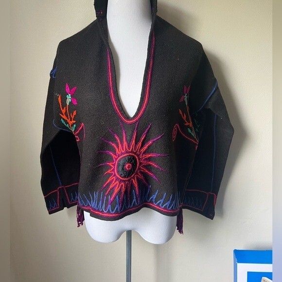 RARE Vintage 1960s Handmade Embroidered Wool Pullover Jacket