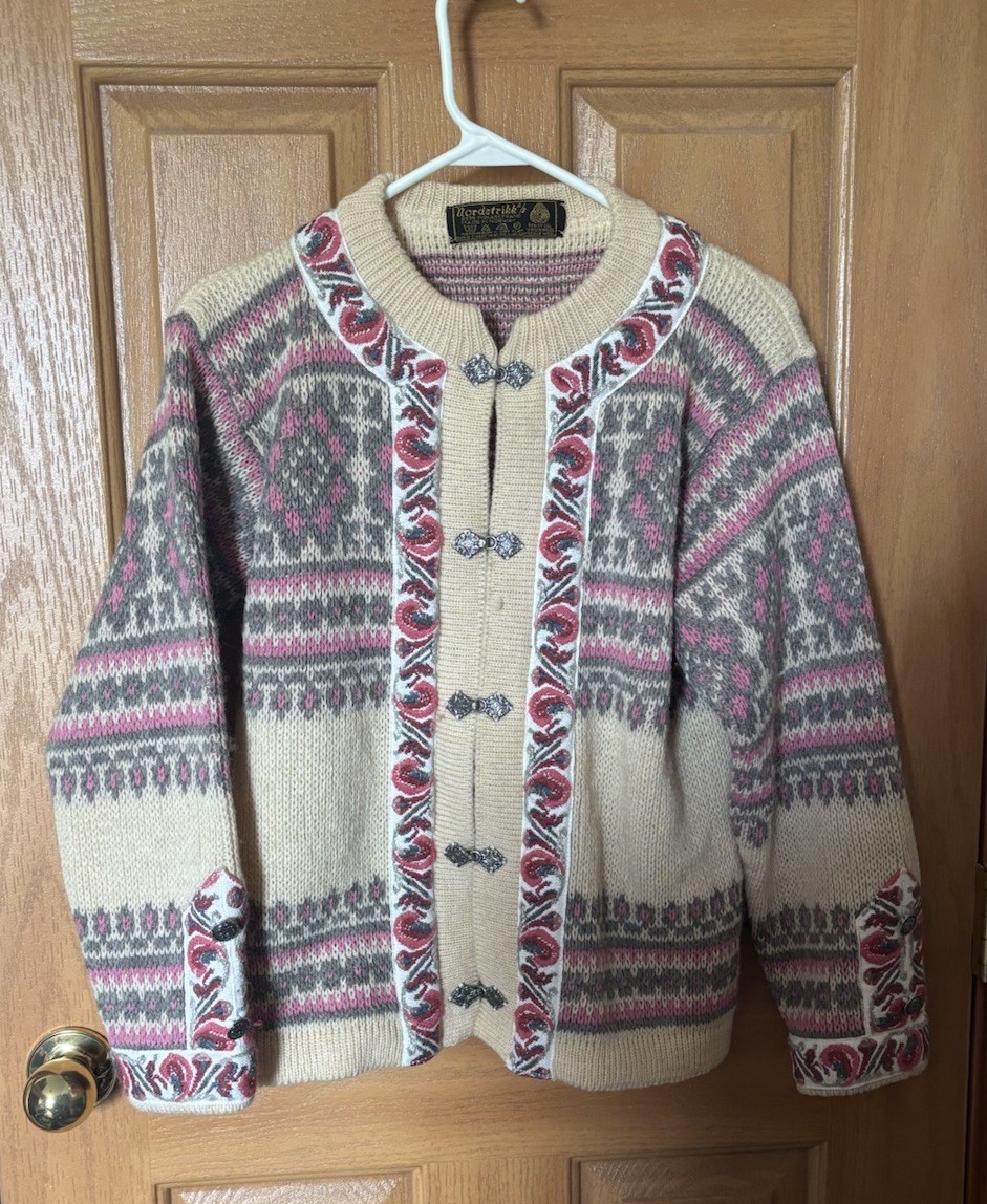 Nordstrikk Cardigan 100% Virgin Wool Sweater Norway Fair Isle Womens Size 38
