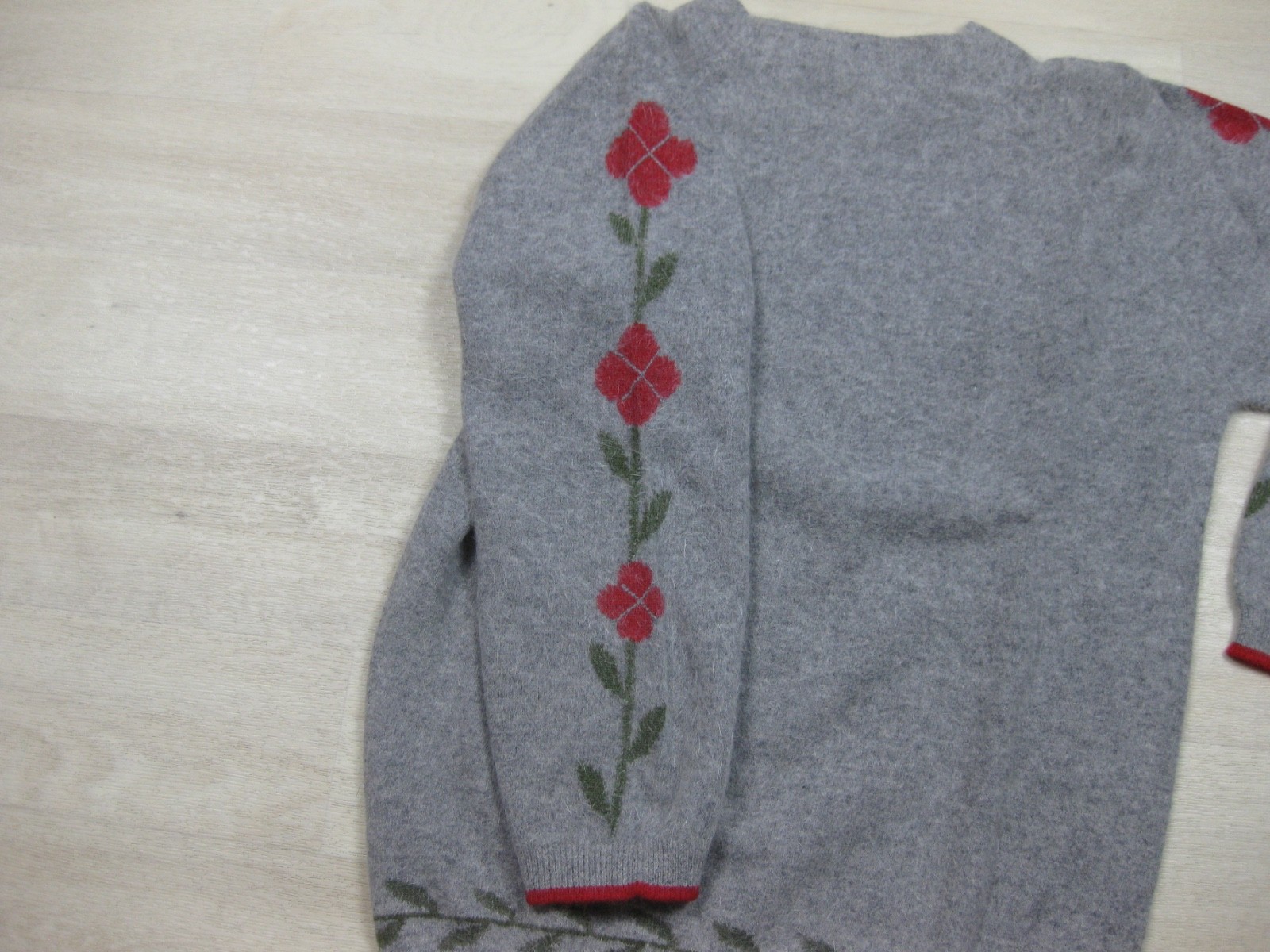 Vintage 1950s Bobbie Brooks Intarsia Sweater (S) Wool Blend Floral Preppy