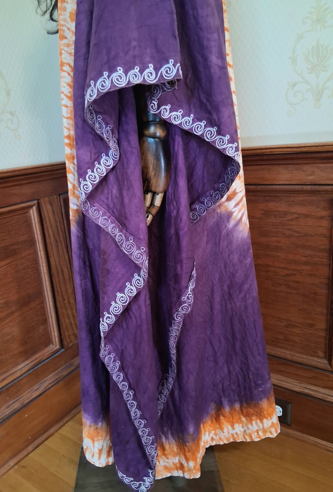 Vintage 1970s Handmade Purple Orange Embroidered Tie-Dye Bohemian Hippie Caftan