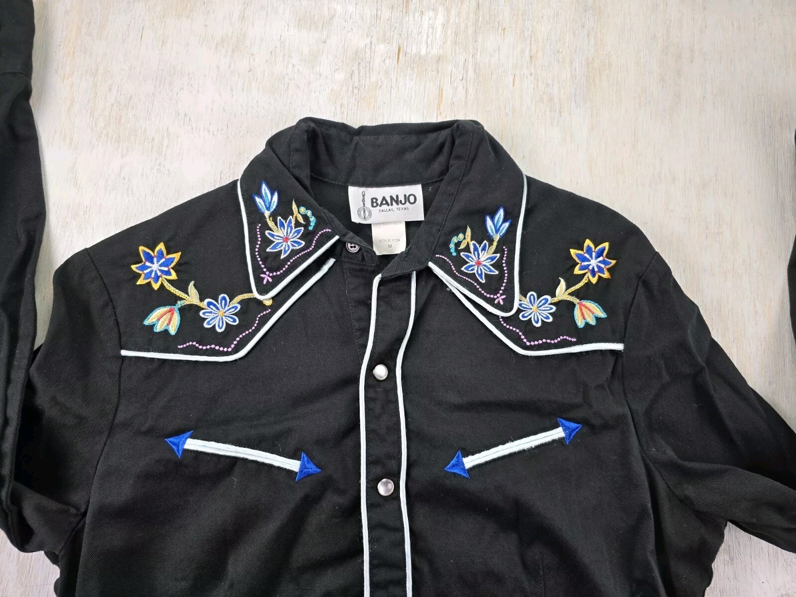 VTG Banjo Floral Arrows Black Western Sz M Women’s Shirt Rodeo Dallas Texas USA