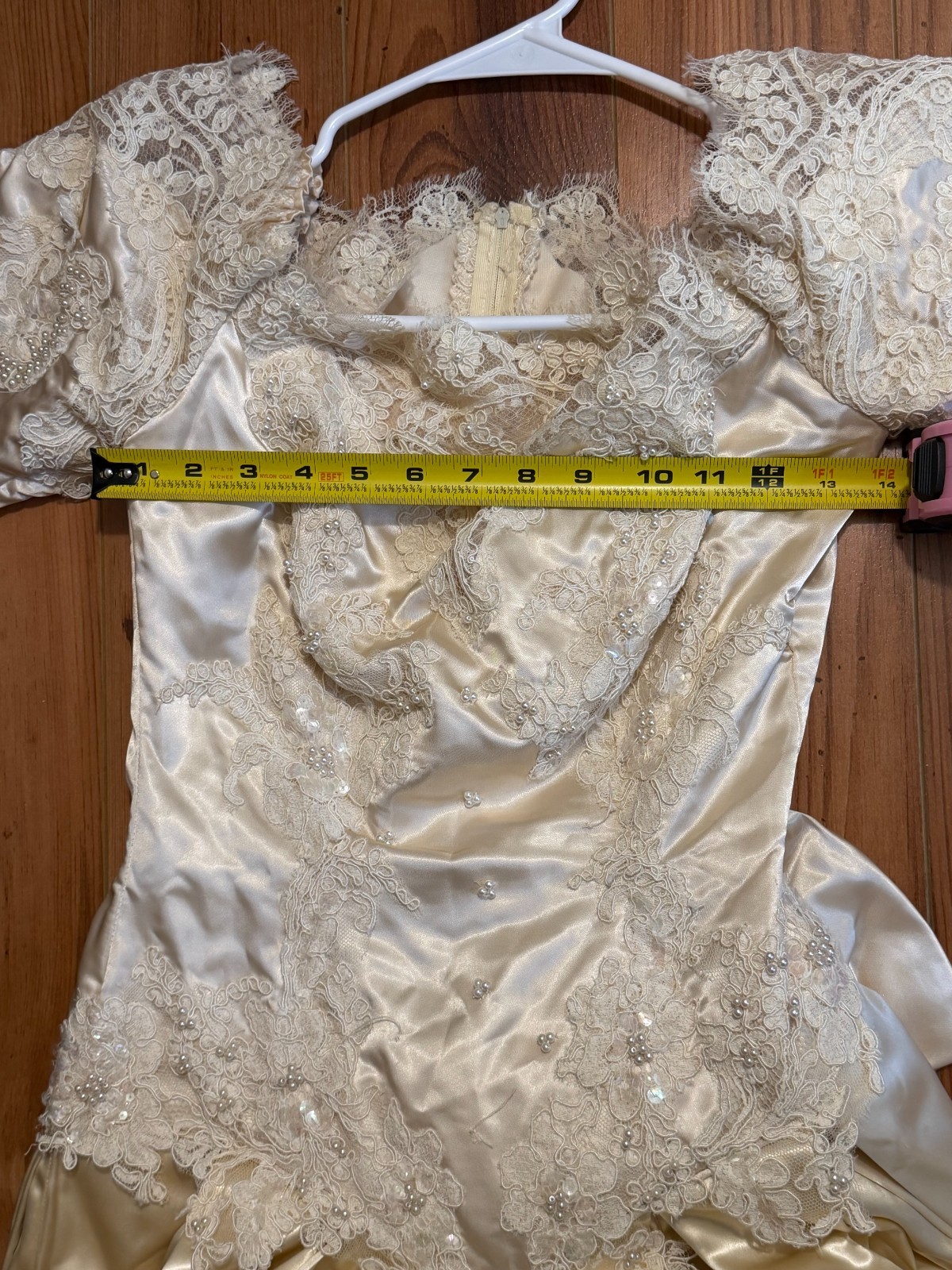 Vintage Ivory Lace Wedding Dress Pearl Detail Big Bow Back Long Train XXS 00