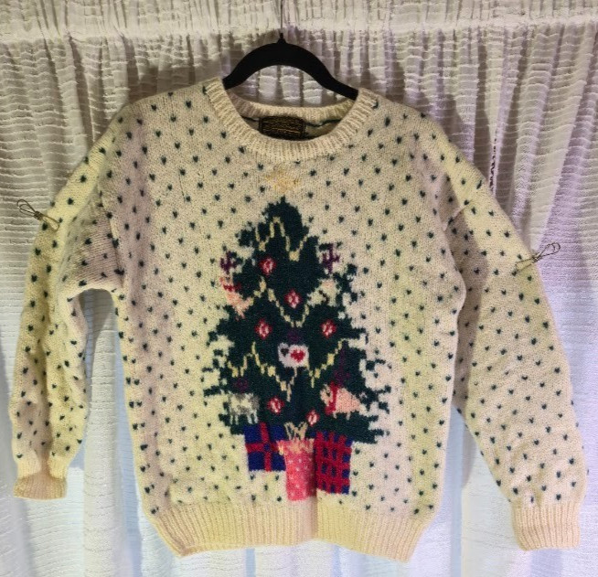 Vintage 1989 Eddie Bauer Christmas Tree Wool Sweater Farm Animal LARGE Holiday
