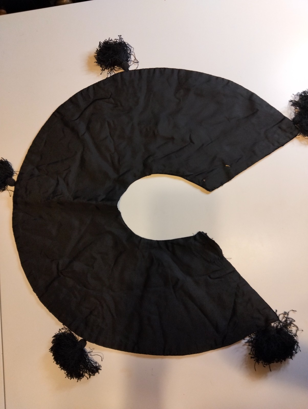 Edwardian Gothic Witchy Black Crushed Velvet Vintage Victorian Capelet Cape