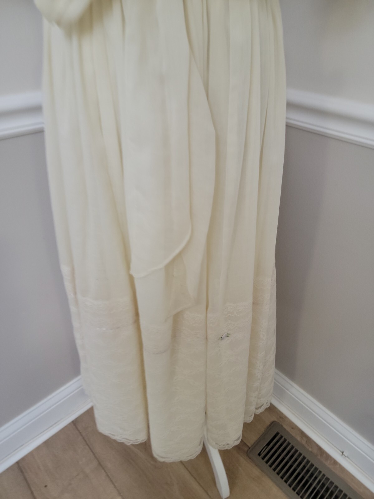 VTG70’s Candi Jones Ivory Ruffle Lace Dress/Prairie/Hippie/Wedding Beach Dress