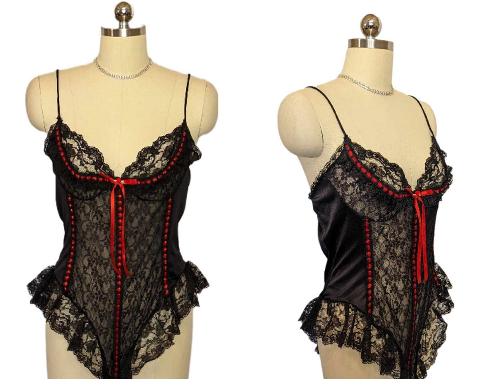 GORGEOUS VINTAGE SIZE LARGE BLACK LACE AND RED SATIN RIBBON TEDDIE / TEDDIES