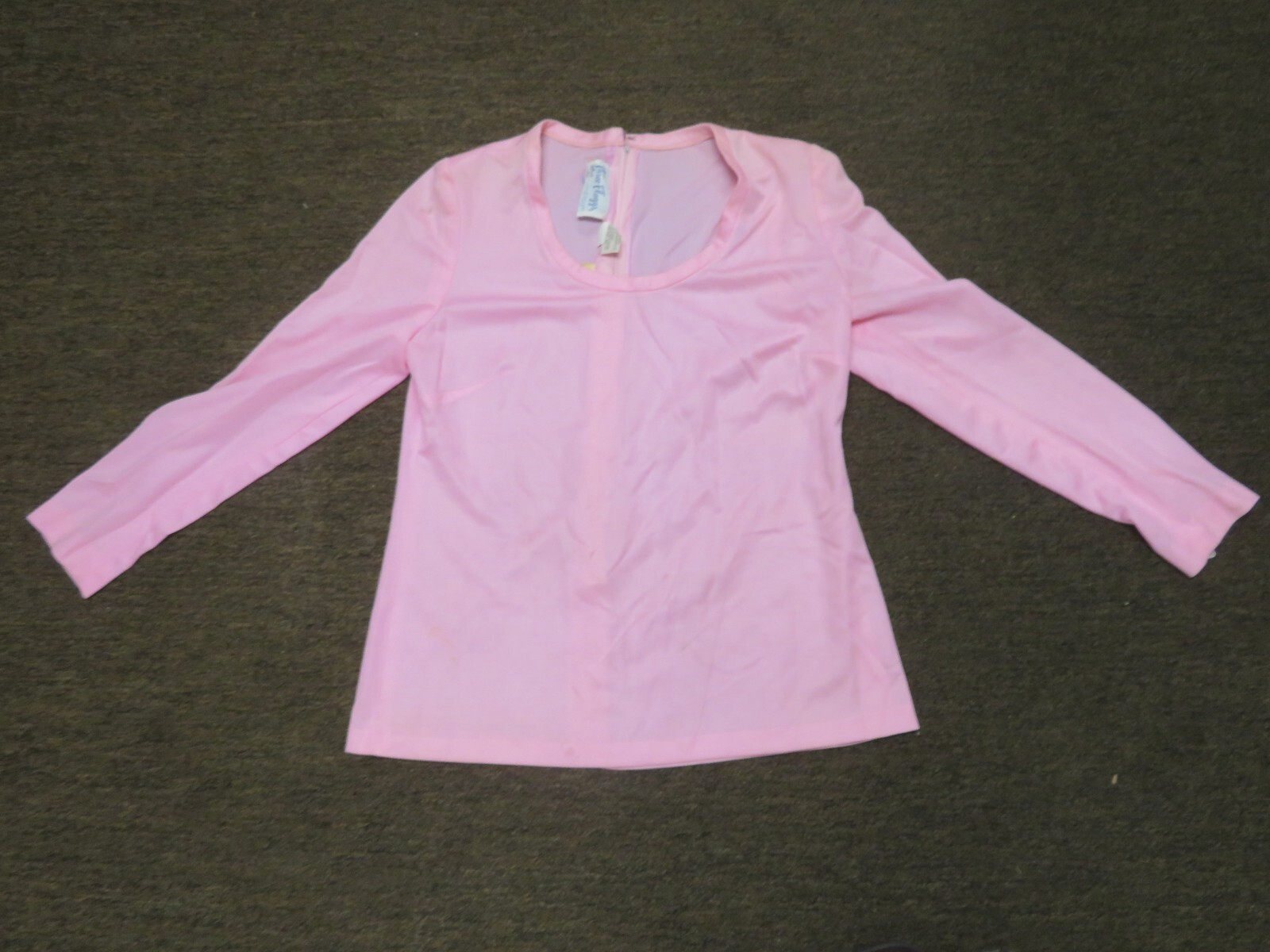WOMEN’S VINTAGE PINK TOP BY THREE FLAGGS SIZE M
