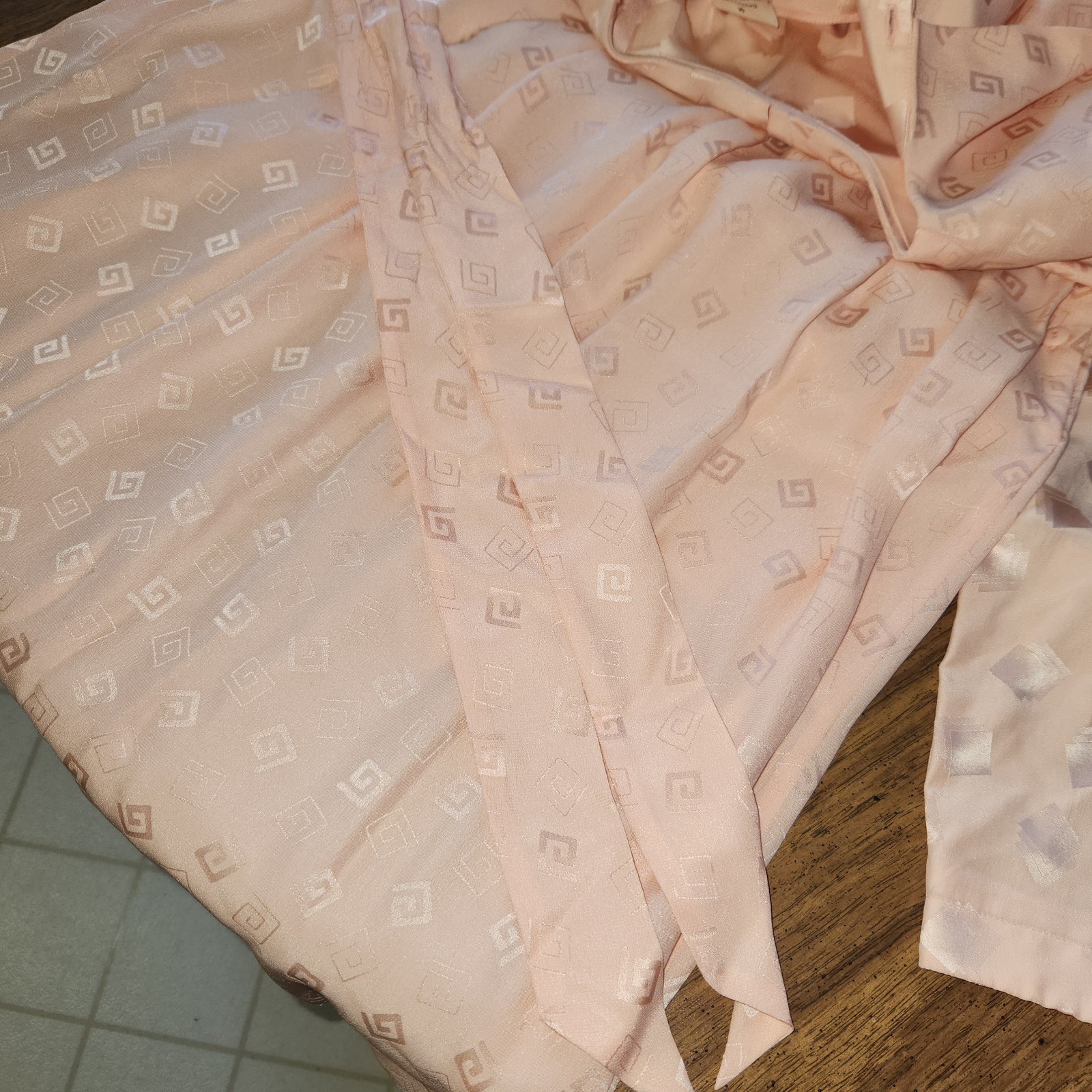 3 Piece Vtg 1980s Joanie Char Patterned Silk Shirt & Skirt Set Salmon Petite 10