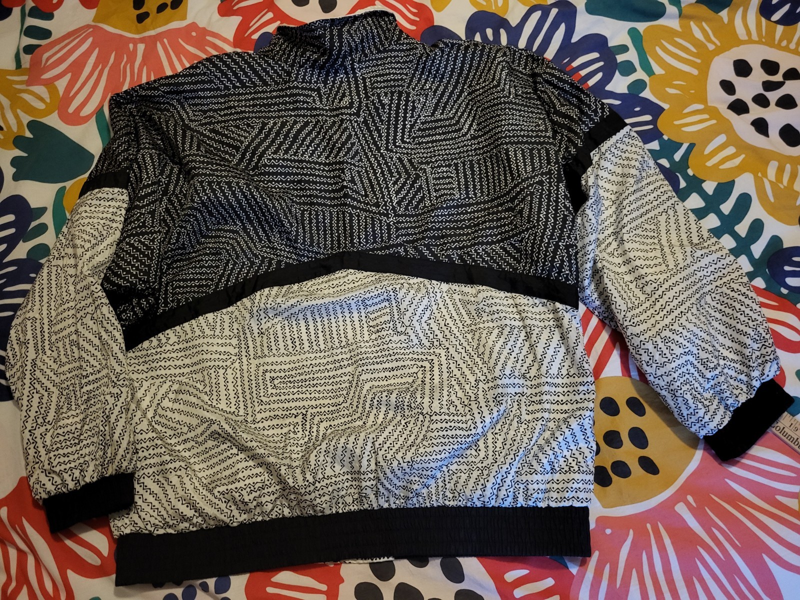 Lavon Cheerful Corp WOMENS XL Jacket Windbreaker Black White 80s 90s VINTAGE