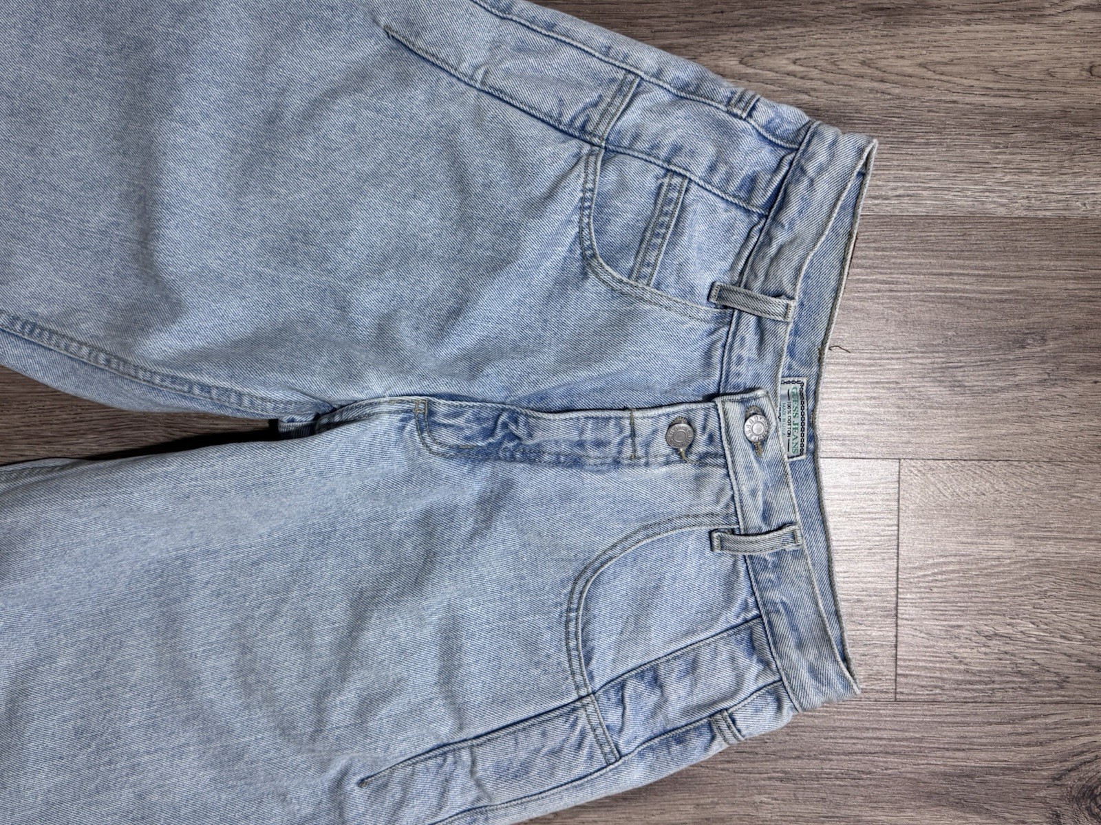 Vintage Guess 10075 – 34 USA Made Denim Jeans Size 29