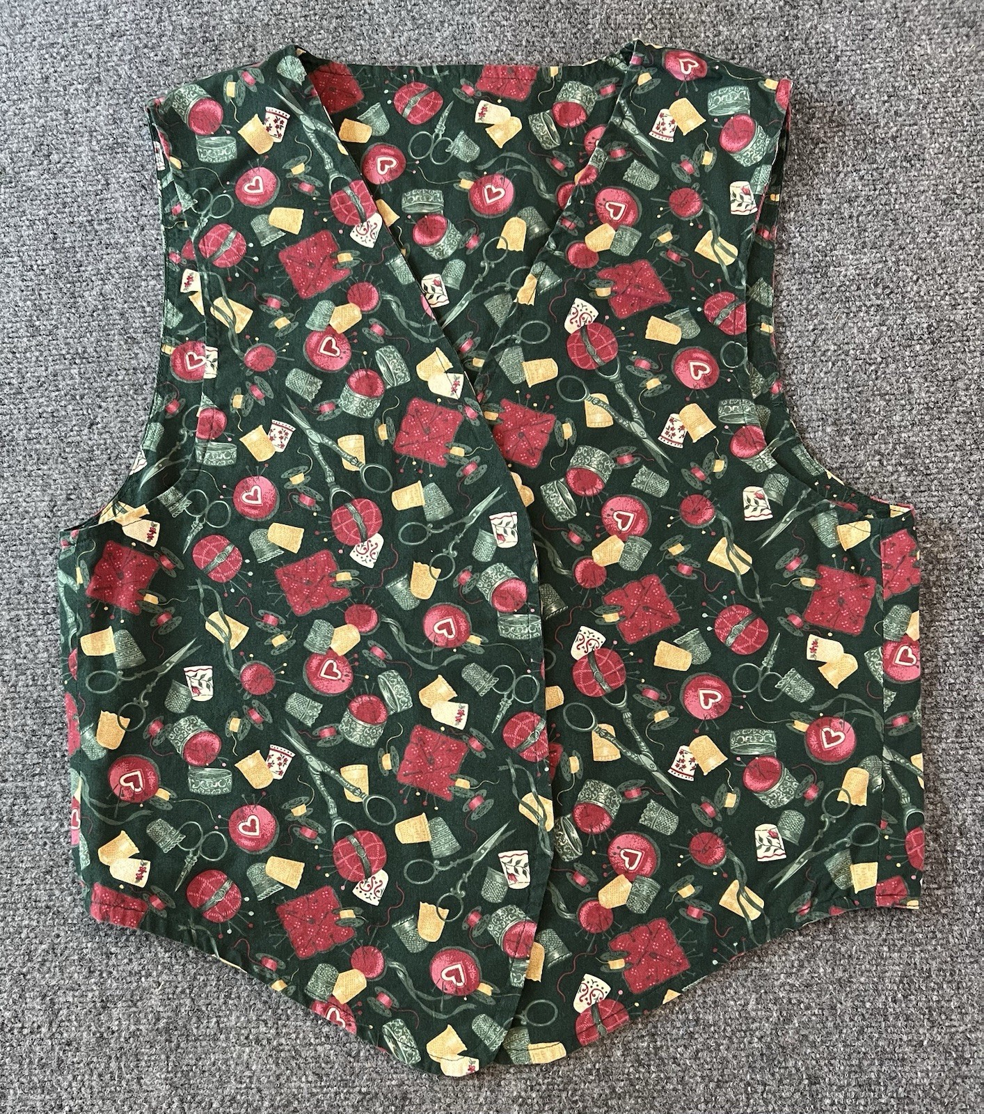 Vintage 90s Fabric Traditions Sewing Notions Vest Novelty Green Waistcoat Large