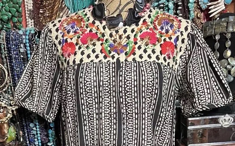 Beautiful “Sister Mary” Black And White Floral Multi Color Embroidery Oaxacan ML