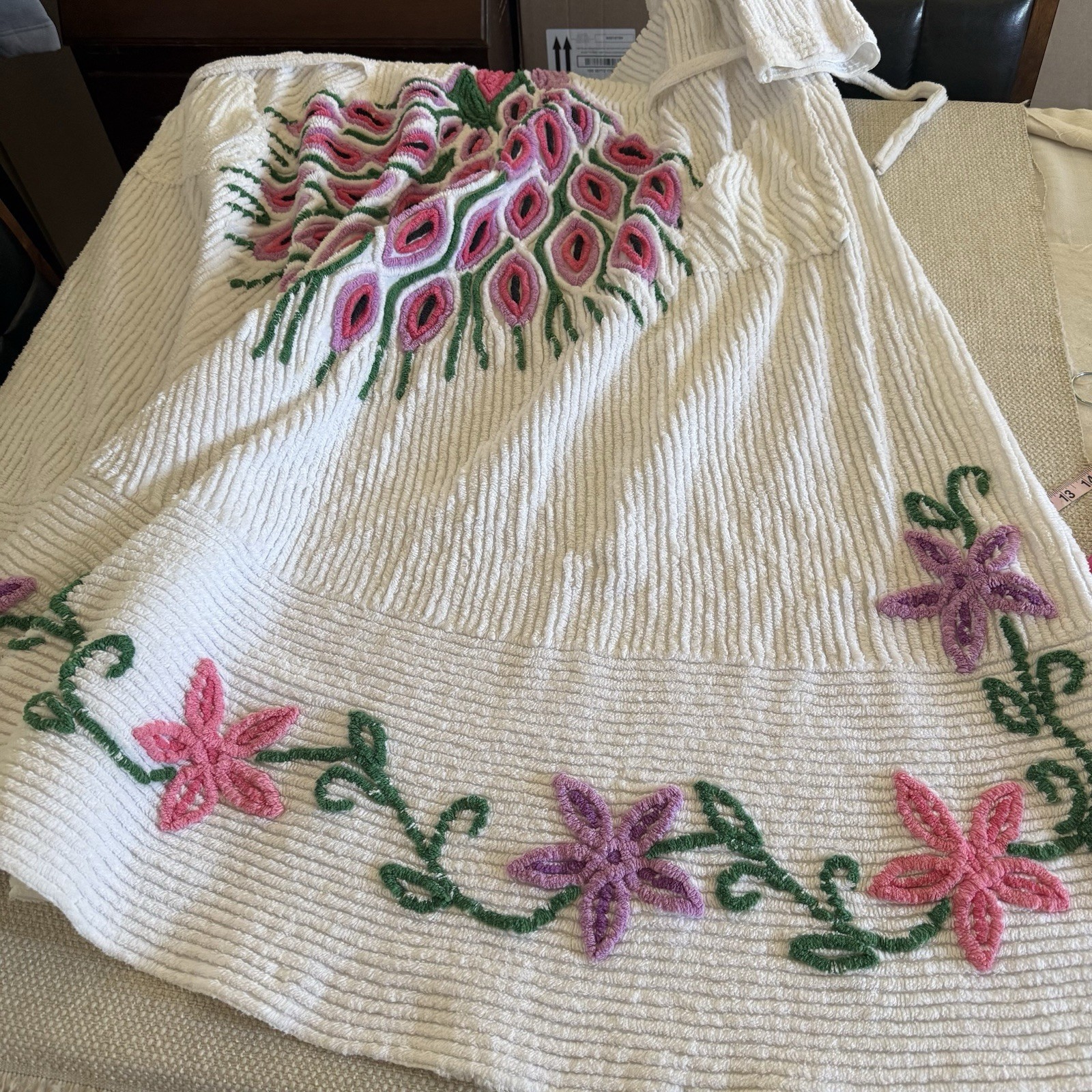 Vintage Peacock Floral Chenille Bath Robe Long White Housecoat Cottage 40s 50s