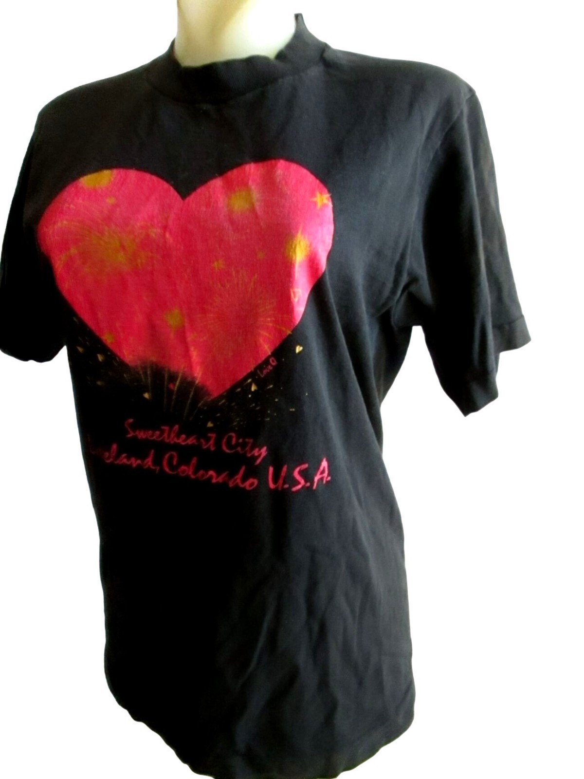 Vintage Women’s T-shirt Small Single Stitch Loveland Colorado Heart 1980’s USA S