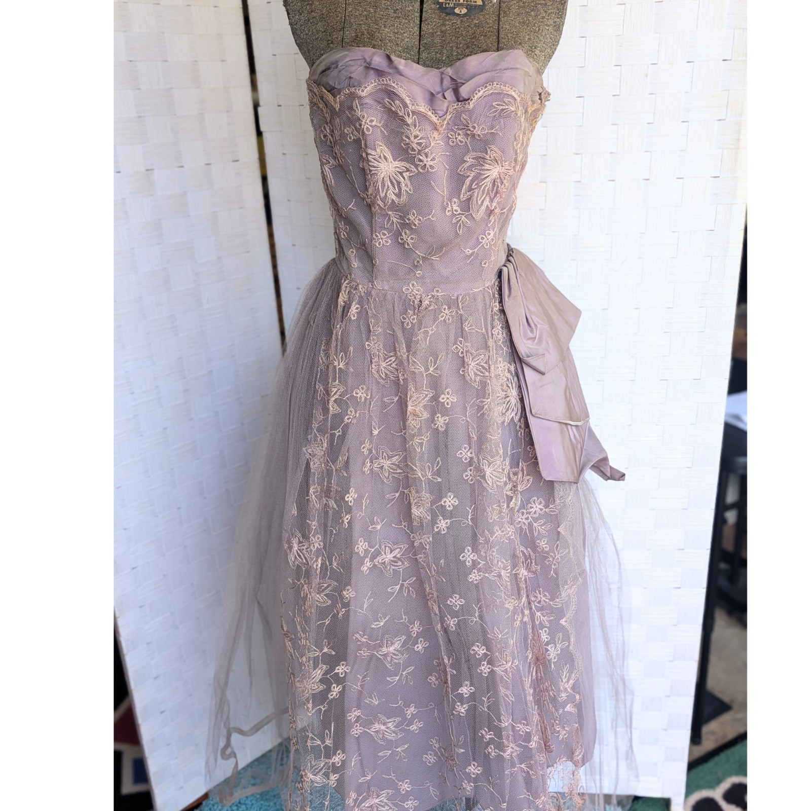 Vintage 1950s Prom Dress Lilac Net Lace Fit And Flare