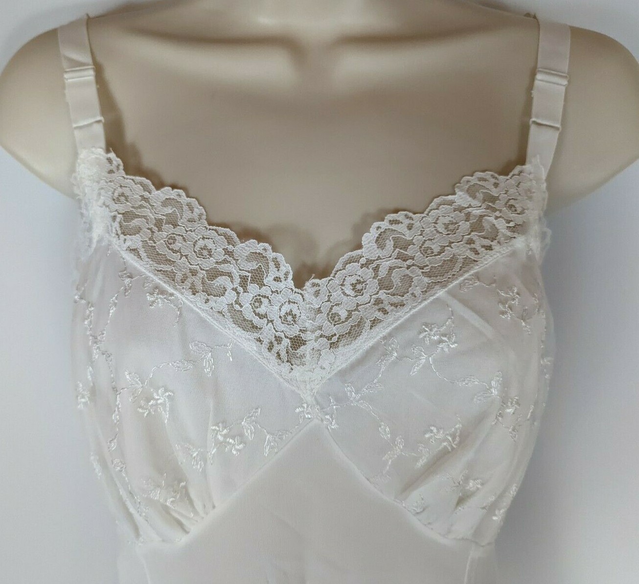MISS ELAINE VTG White Nylon Full Slip NWOT Lace Embroidery 36 TALL Union Made