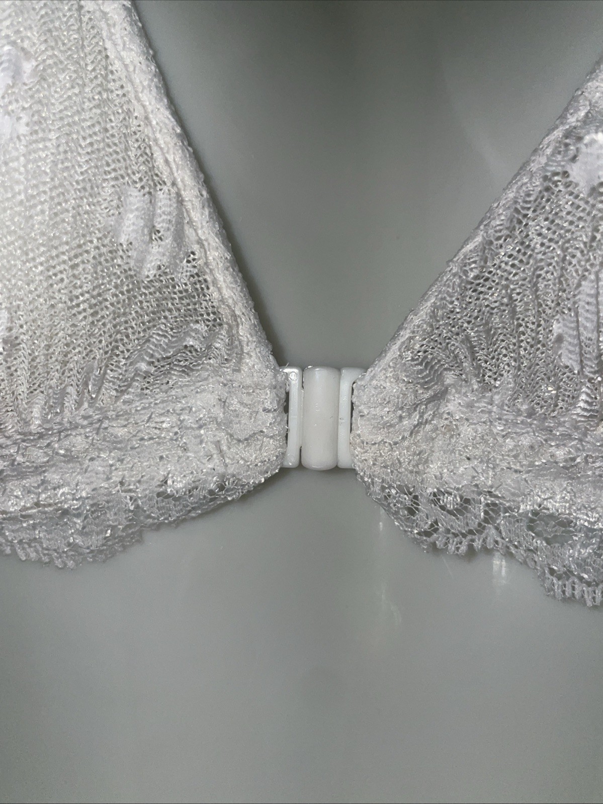 Marilyn Monroe Skirted Lace Thong Panty & Accordian Lace Front Close Bra 32/S