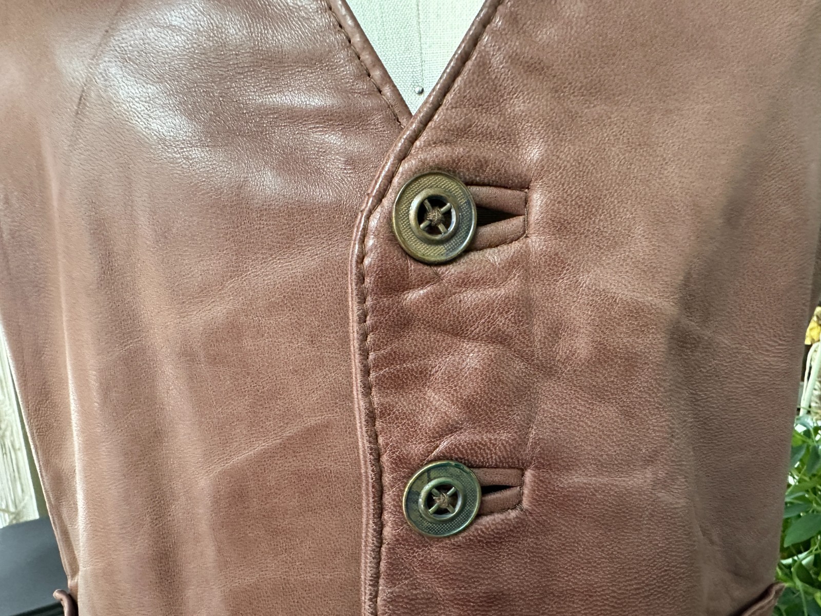 Vintage Gender Neutral Brown Leather Vest Metal Buttons Juke’s
