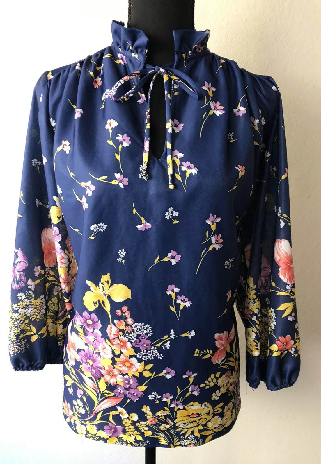 Vintage ‘70s Floral Tunic Top Keyhole Tie Neckline Blue Polyester Retro XL